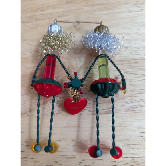 Hallmark Keepsake The Sister Connection ornament handcrafted 2007 w/ org box - Picture 6 of 8